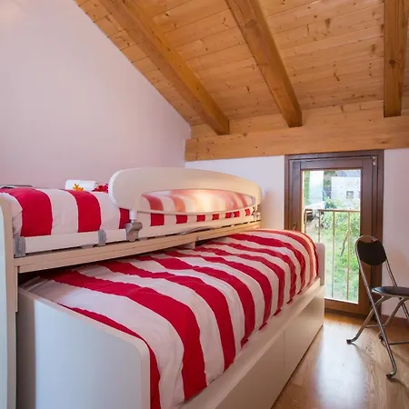 Germasino Sleeps 5 Pool T421736 Apartmán