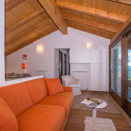 Apartmán Germasino Sleeps 5 Pool T421736 *
