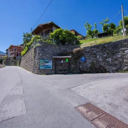Germasino Sleeps 5 Pool T421736 * Morbio